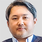 写真：真保 英  氏