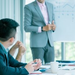 コンサルティング業界
